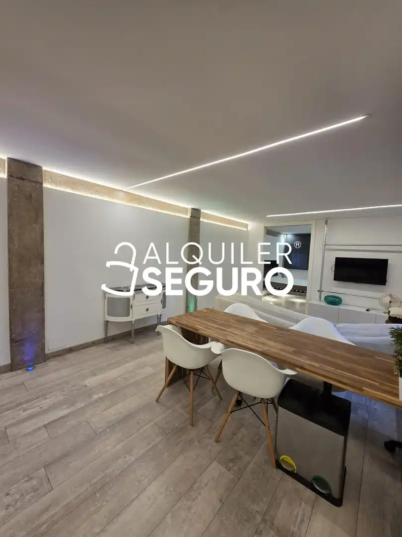 Living room of Flat for rent in Bilbao   with Heating and Furnished