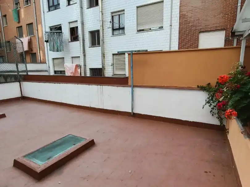 Terrassa de Pis en venda en Gijón  amb Calefacció i Terrassa