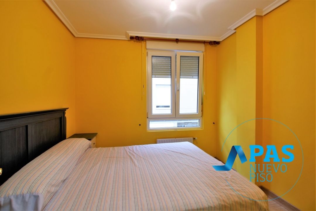 Bedroom of Flat for sale in Medio Cudeyo  with Heating and Storage room
