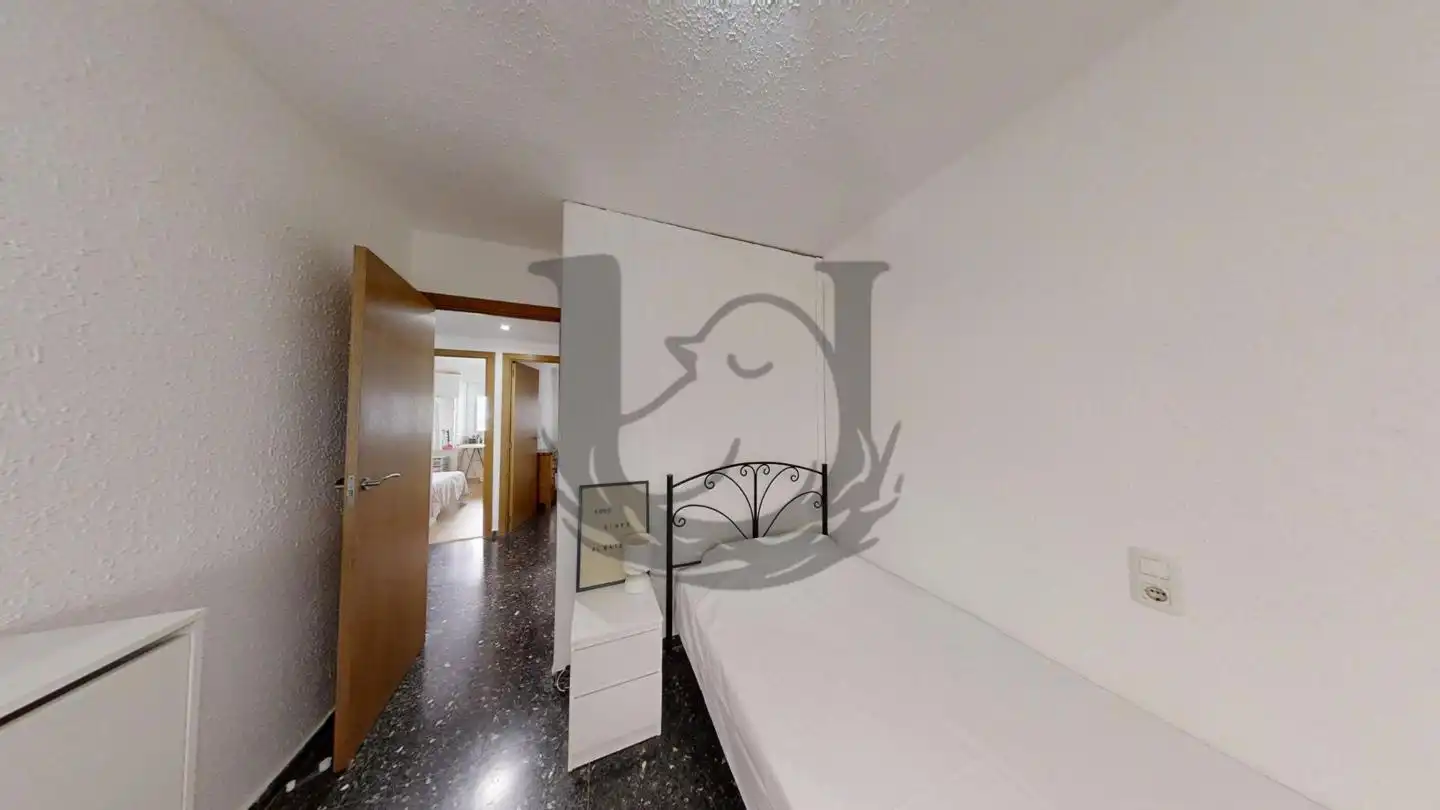 Bedroom of Flat for sale in Silla  with Air Conditioner and Terrace