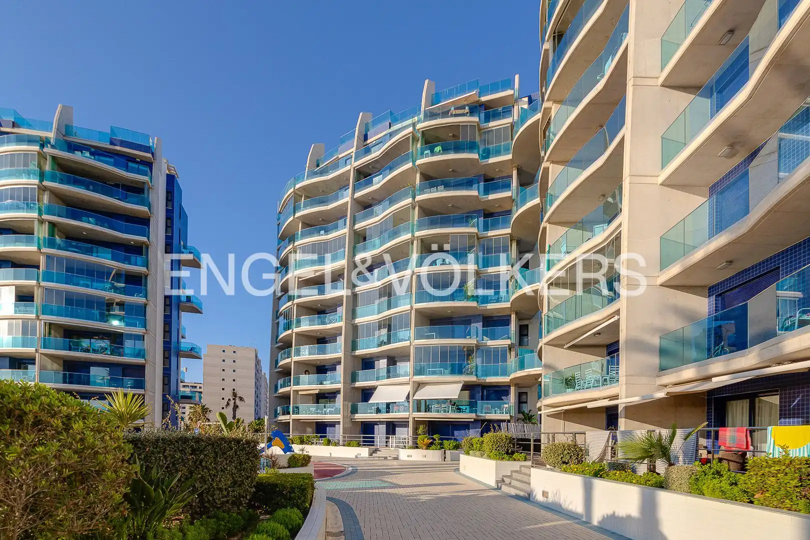 Außenansicht von Erdgeschoss zum Verkauf in Torrevieja mit Klimaanlage, Heizung und Terrasse