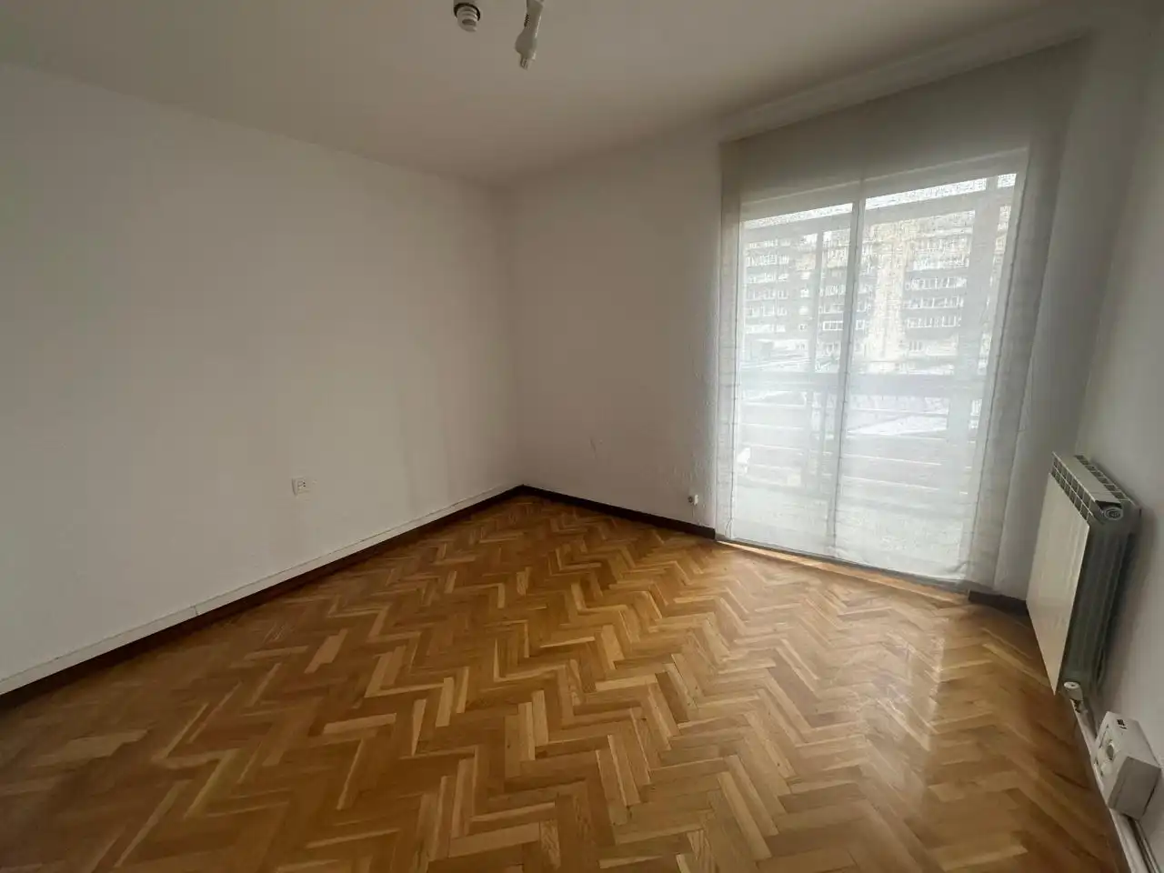 Wohnung zum Verkauf in Calle Alcalde Miguel Castaño, San Claudio - La Chantría