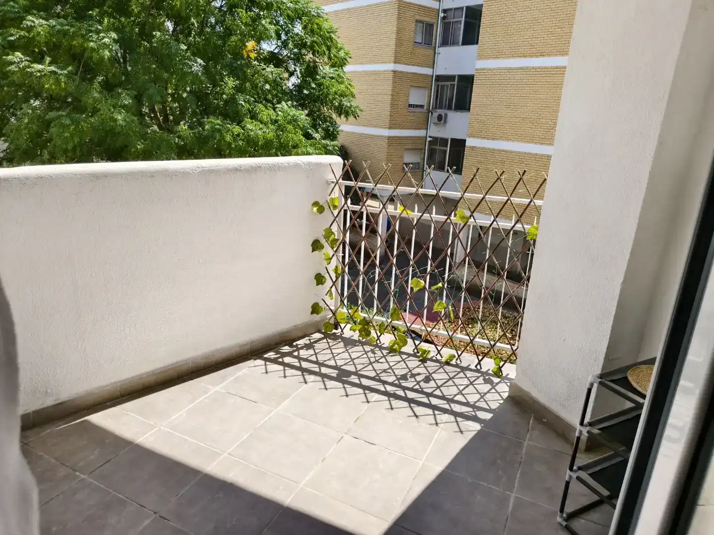 Balcony of Flat for rent in Mérida  with Air Conditioner, Washing machine and Microwave