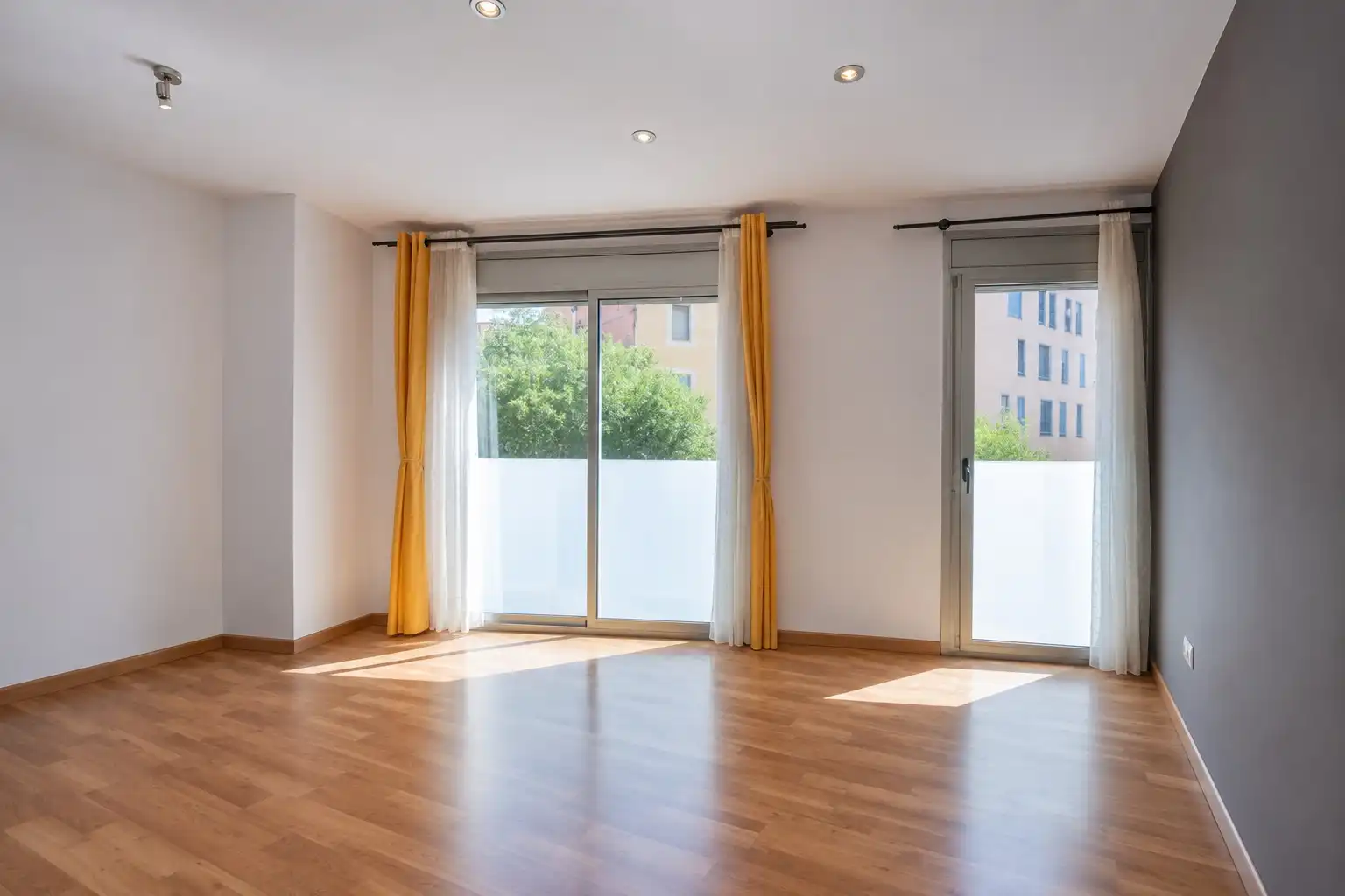 Living room of Apartments for sale in Manresa  with Air Conditioner