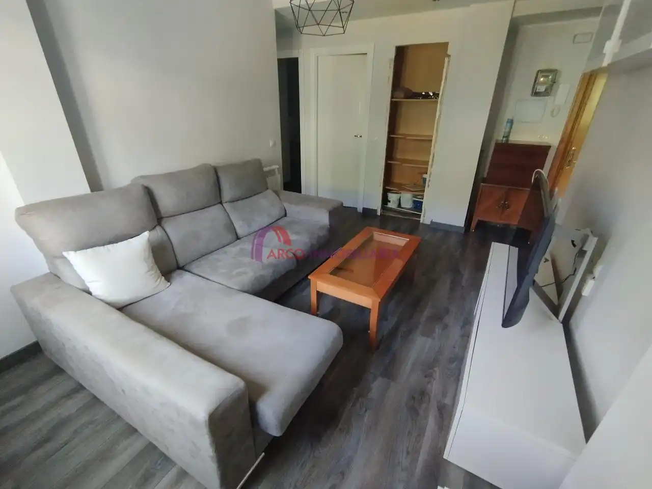 Sala d'estar de Pis en venda en Burgos amb Calefacció