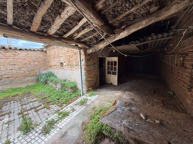 Casa-chalet en Venta en Cantalpino