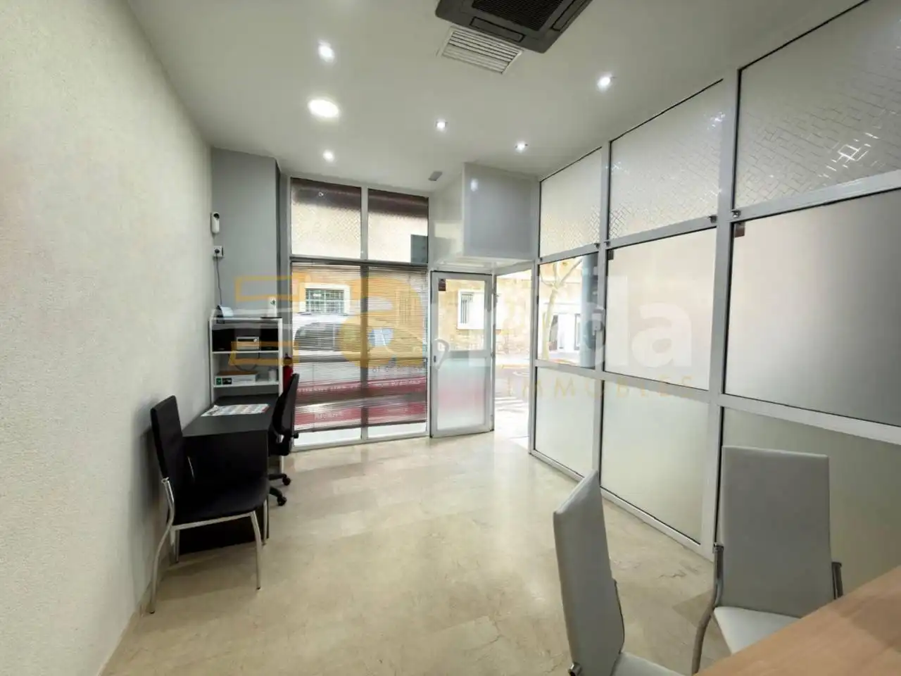 Local en venta en Vallparadís - Antic Poble de Sant Pere