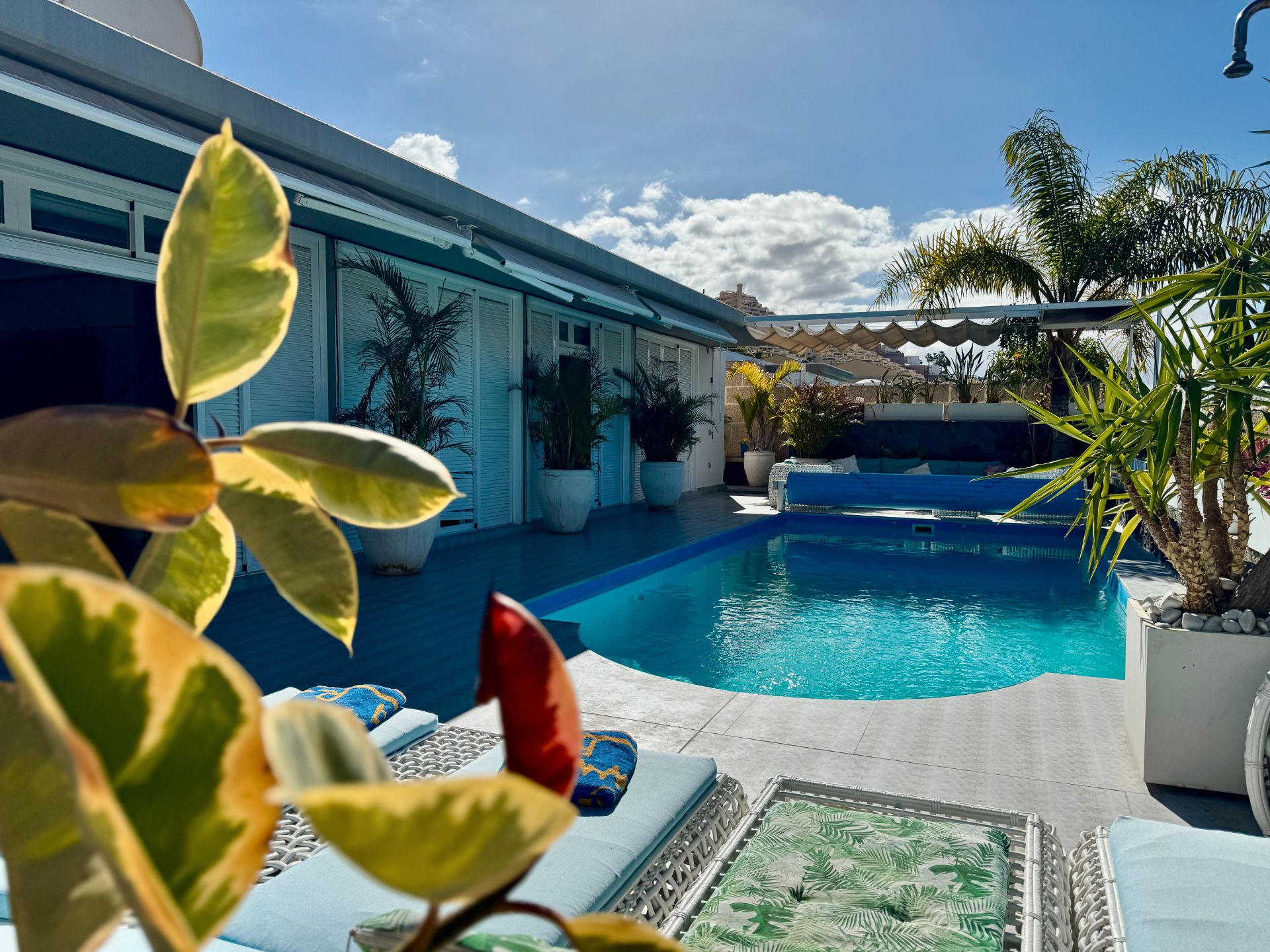 Swimming pool of House or chalet for sale in Adeje  with Private garden, Terrace and Swimming Pool