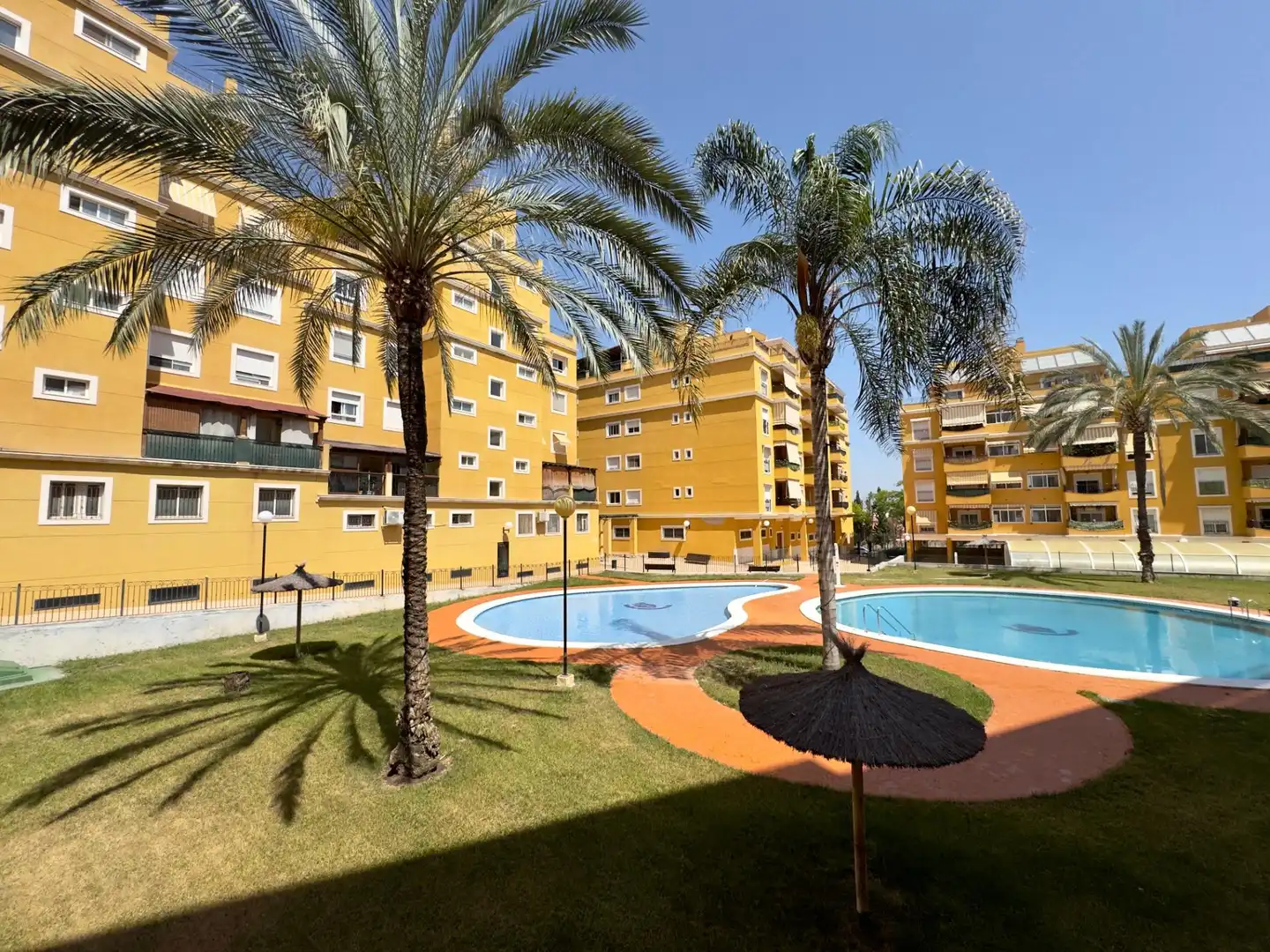 Vista exterior de Piso en venta en Aspe con Calefacción, Jardín privado y Terraza