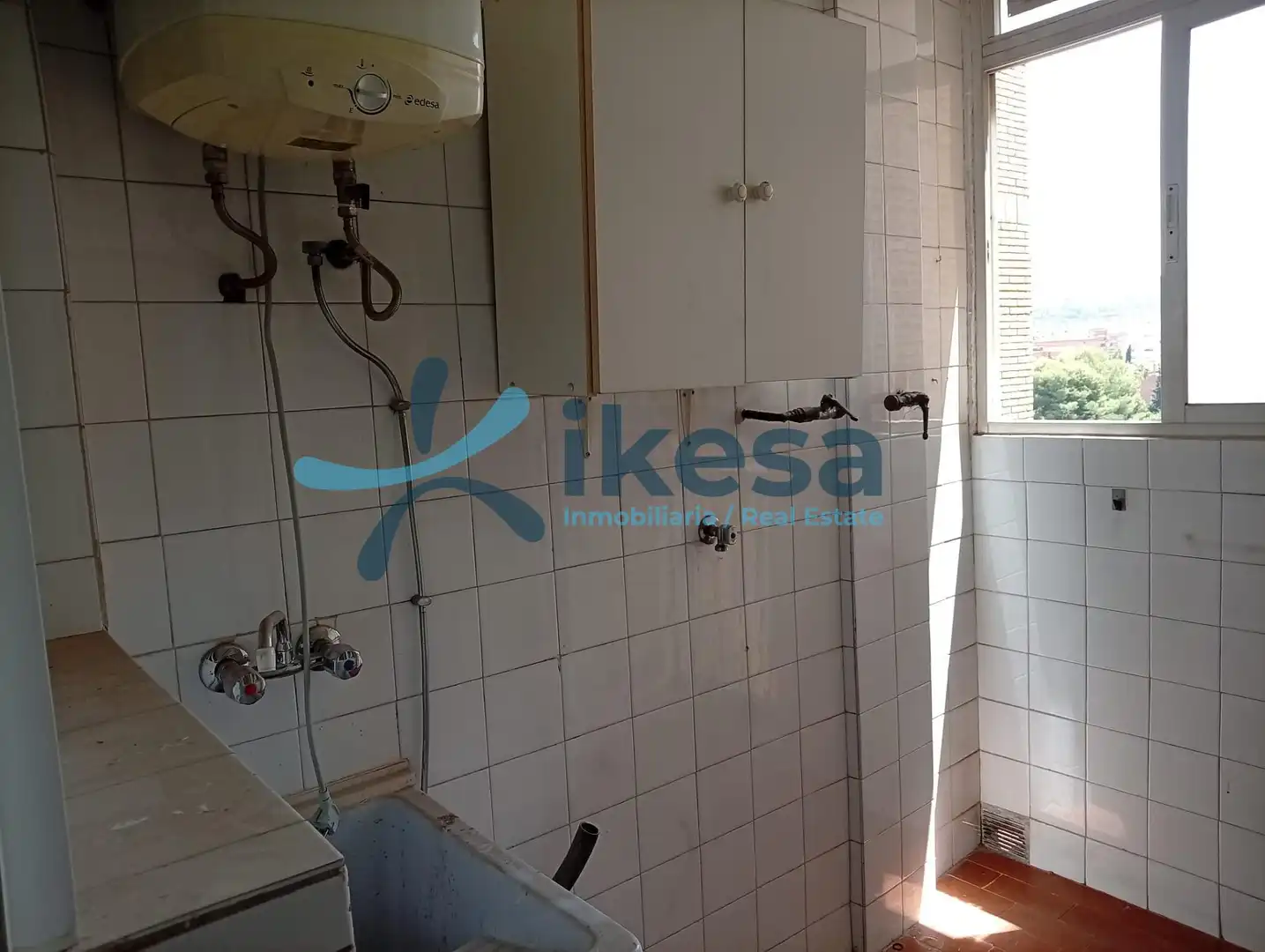 Piso en venta en Angustias - Chana - Encina