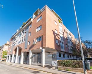 Exterior view of Flat for sale in  Granada Capital  with Air Conditioner, Heating and Private garden