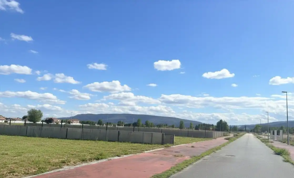 Land for sale in Villarcayo de Merindad de Castilla la Vieja