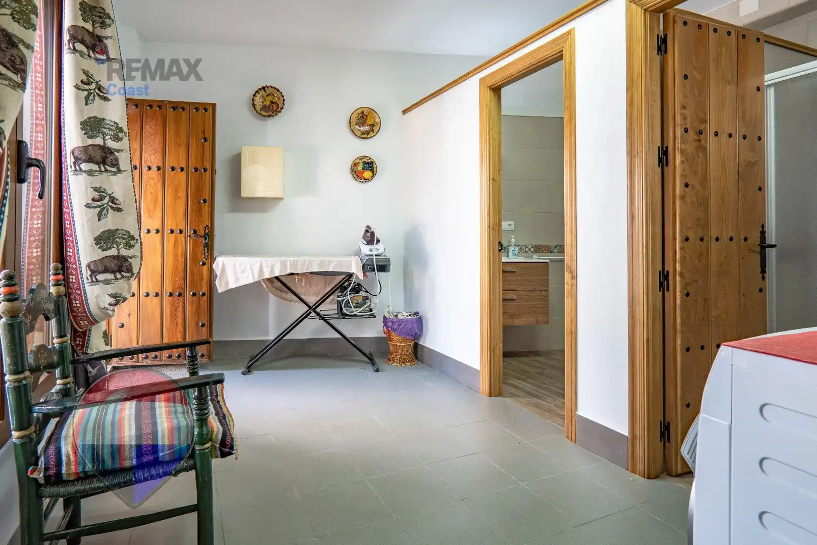 Houses for sale in Cuevas Bajas  with Heating, Private garden and Swimming Pool