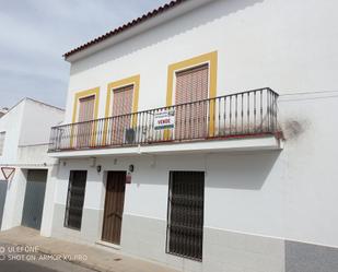 Vista exterior de Casa o xalet en venda en Berlanga amb Terrassa i Balcó