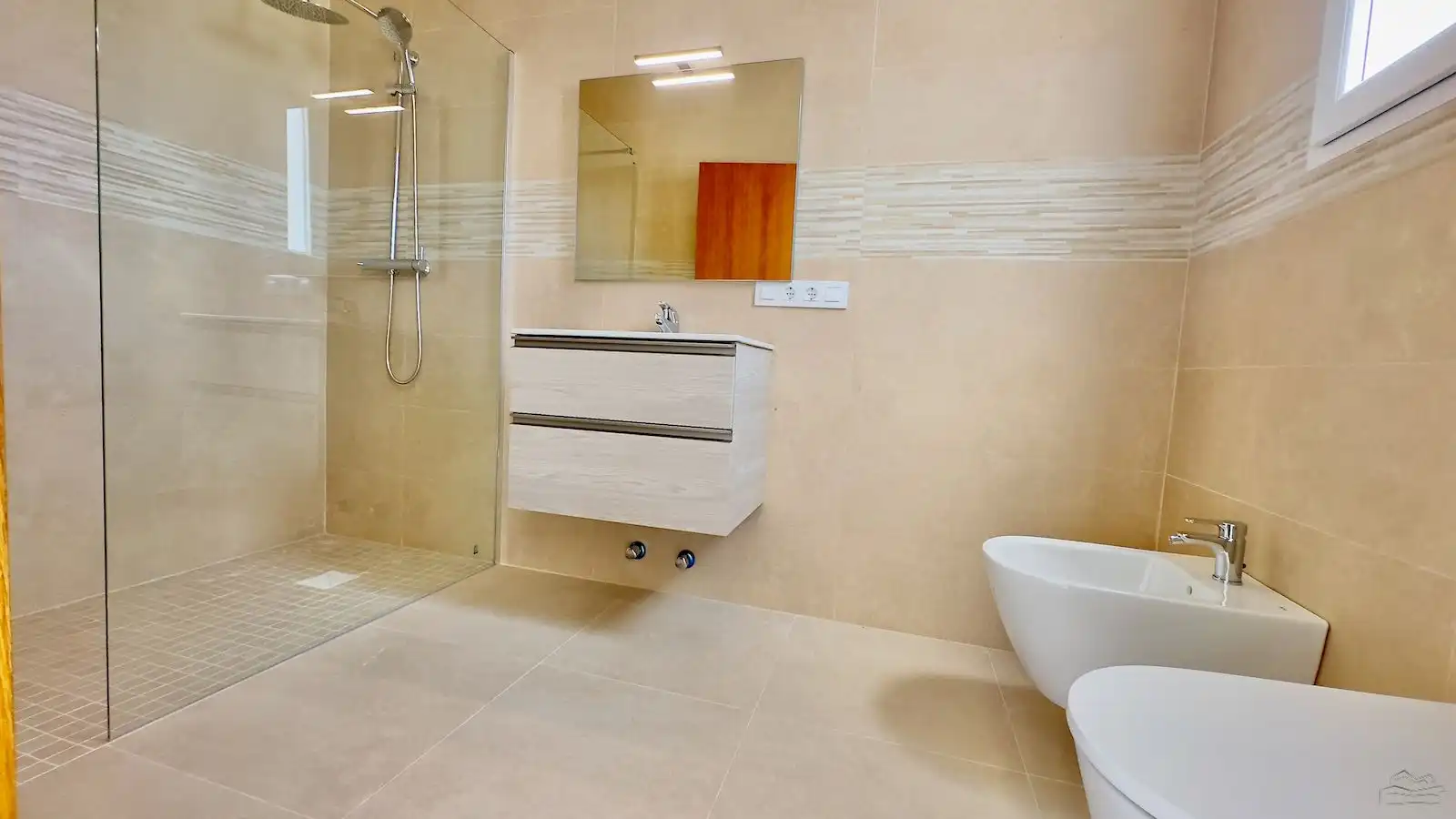 Bathroom of Houses for sale in Jávea / Xàbia  with Air Conditioner, Heating and Private garden