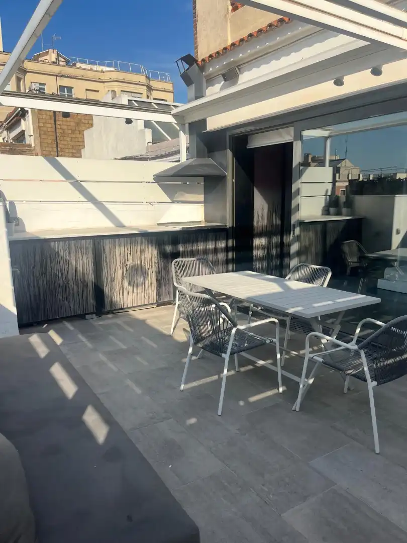 Terraza de Ático de alquiler en Barcelona con Aire acondicionado, Calefacción y Terraza