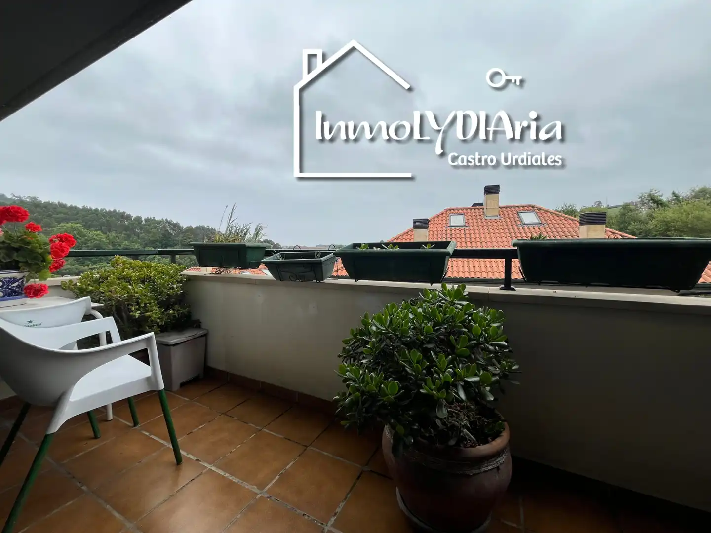 Terraza de Casa o chalet en venta en Castro-Urdiales con Calefacción, Jardín privado y Parquet