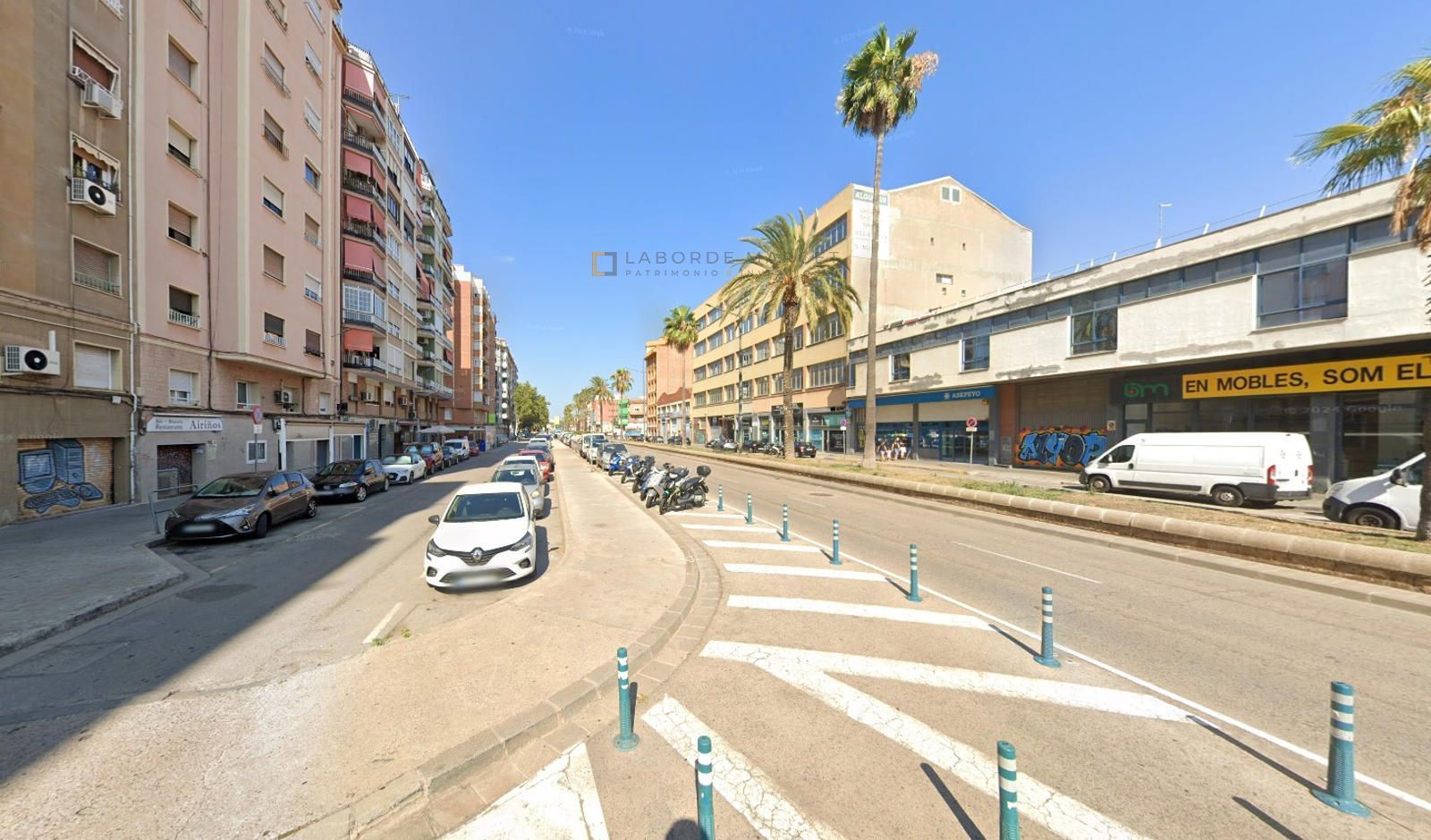 Exterior view of Land for sale in L'Hospitalet de Llobregat
