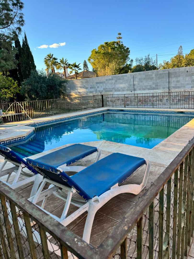 Piscina de Casa o chalet en venta en Elche / Elx con Jardín privado, Terraza y Piscina