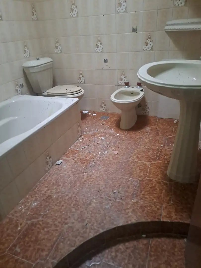 Bathroom of Houses for sale in Chiclana de la Frontera
