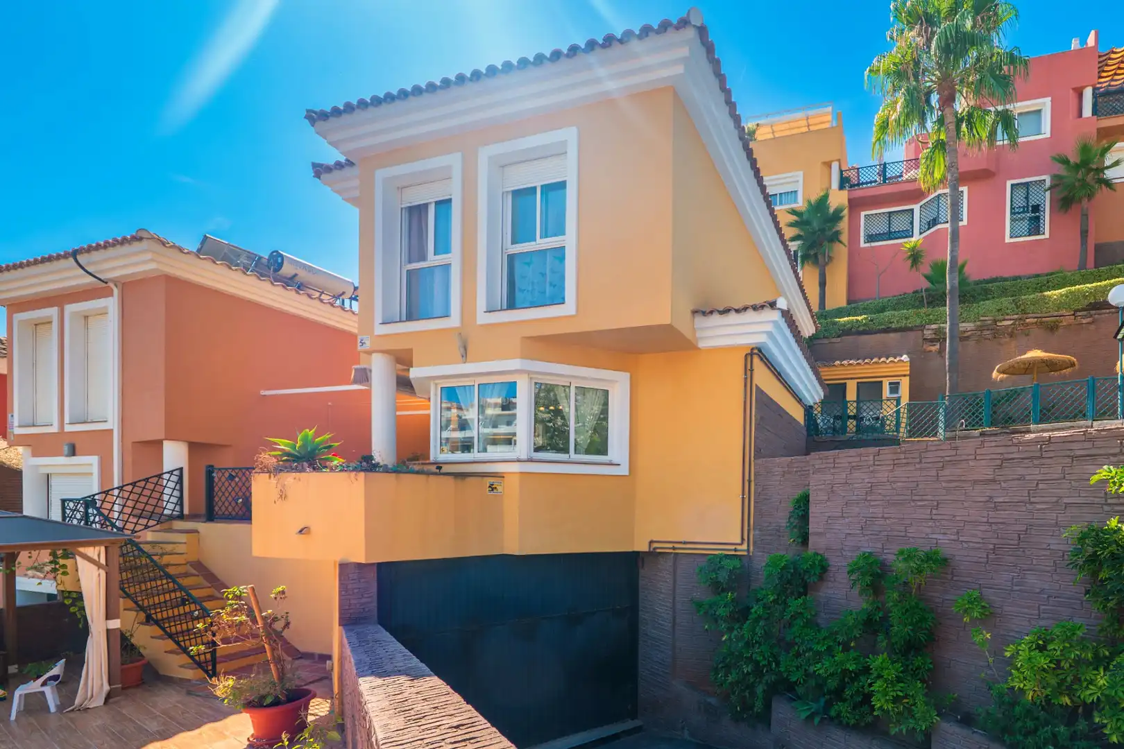 Casa bifamiliare con piscina in vendita a La Capellanía - El Higuerón, imagen 4