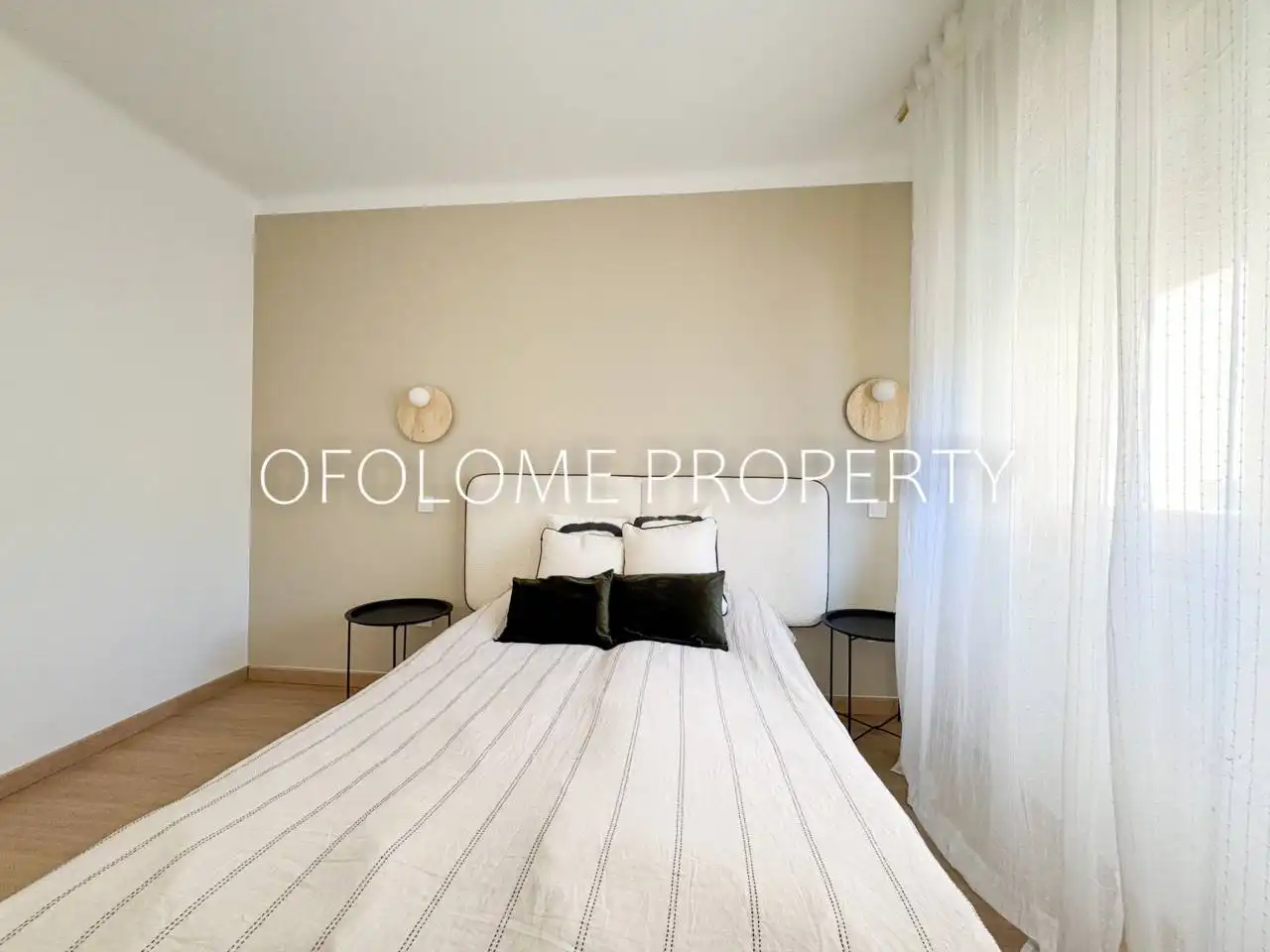 Bedroom of Flat for sale in Barcelona  with Air Conditioner, Heating and Parquet flooring