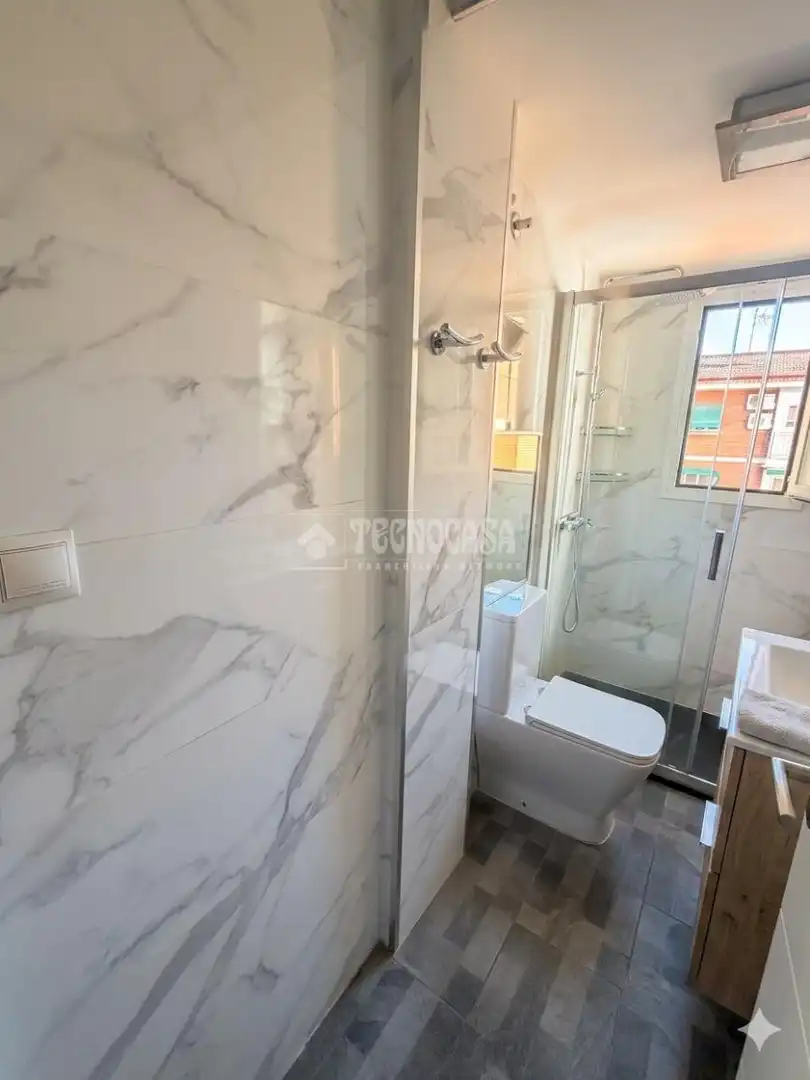 Baño de Piso en venta en Madrid con Aire acondicionado