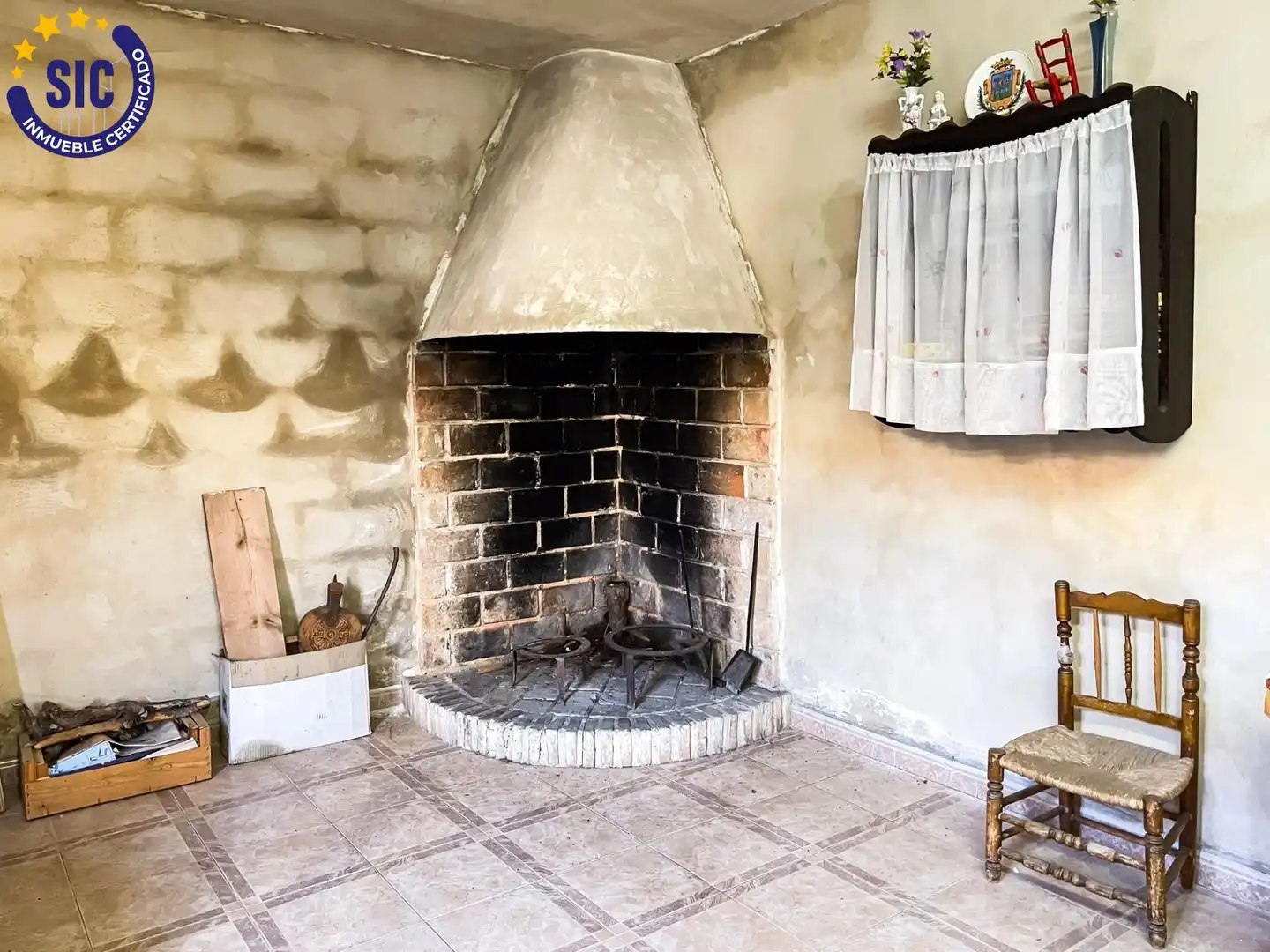 Casa en venta en Caudete de las Fuentes