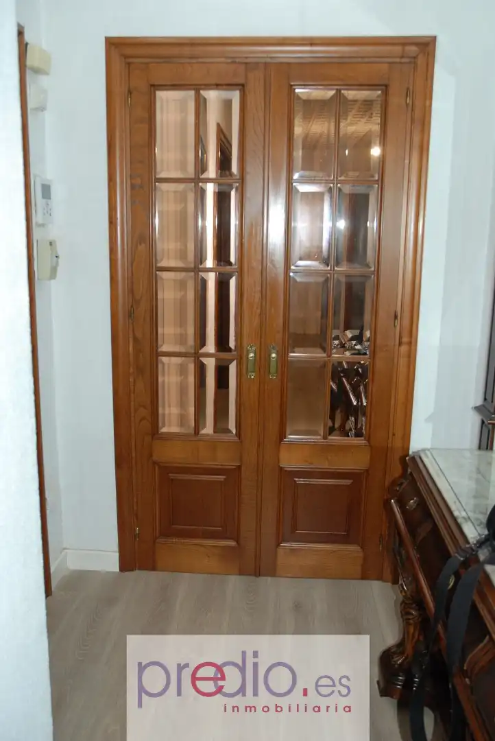 Piso en venta en Lugo con Calefacción, Parquet y Trastero