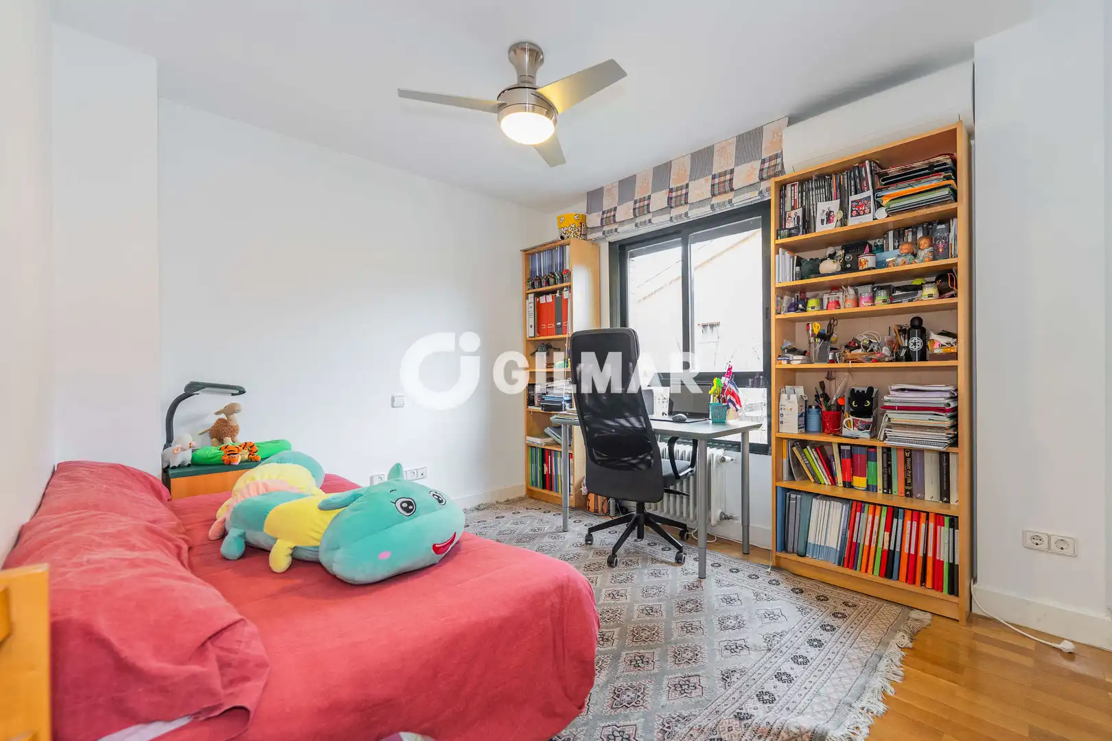 Casa pareada con piscina en venta en Encinar de los Reyes, imagen 9