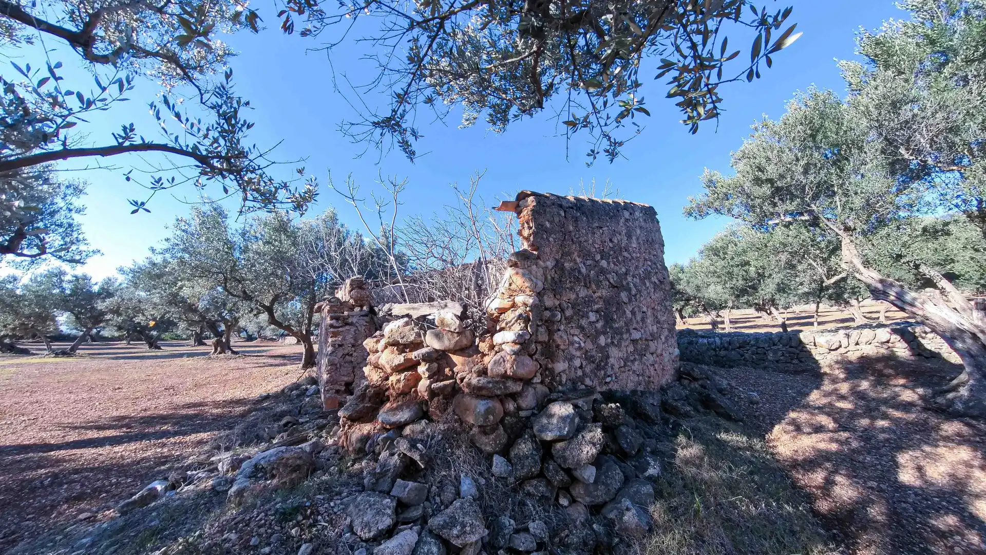 Casa rústica en venda a Roquetes