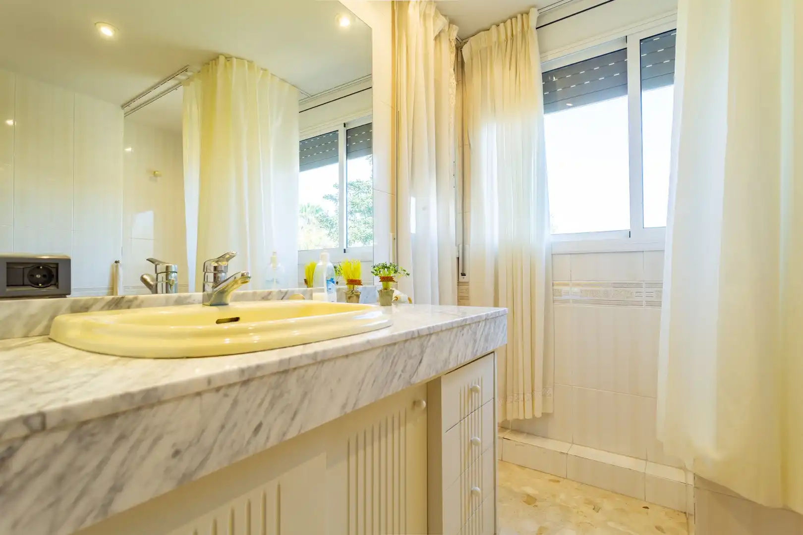 Bathroom of Houses for sale in Cambrils  with Air Conditioner, Heating and Terrace