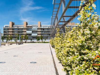Exterior view of Apartment for sale in  Zaragoza Capital  with Heating