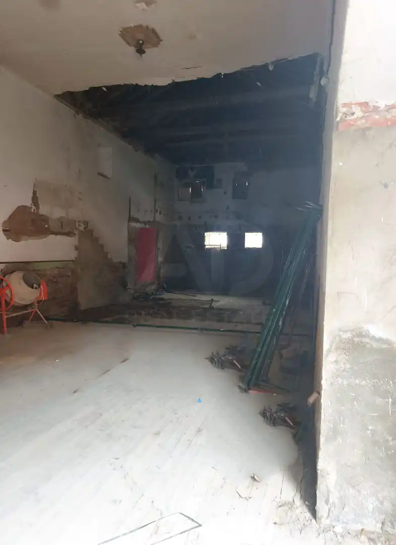 Buildings for sale in Mansilla de las Mulas