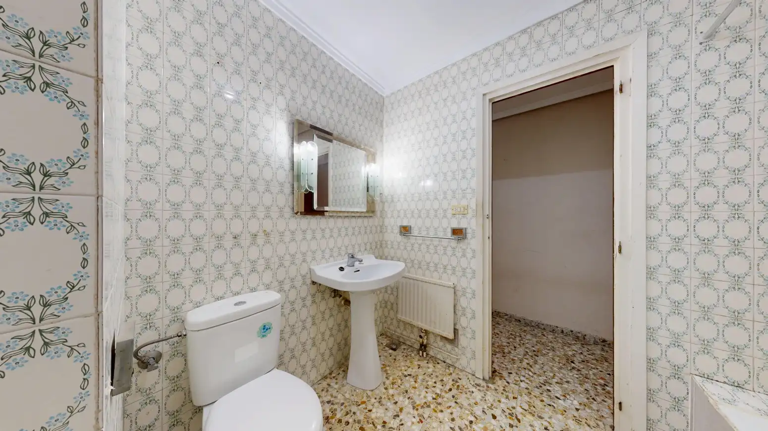 Bathroom of Flat for sale in Tafalla  with Heating and Balcony