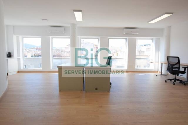 Oficina en Alquiler en Carrer RAMBLA LA en Centre
