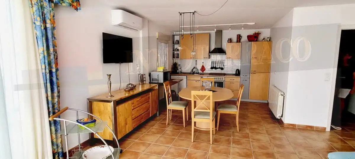 Cuina de Apartament de lloguer en Águilas amb Aire condicionat i Terrassa