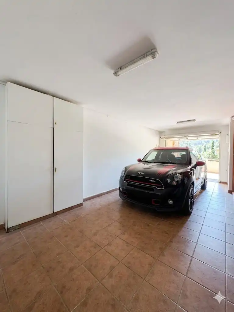 Parking de Casa adosada en venta en La Palma de Cervelló con Aire acondicionado, Calefacción y Terraza