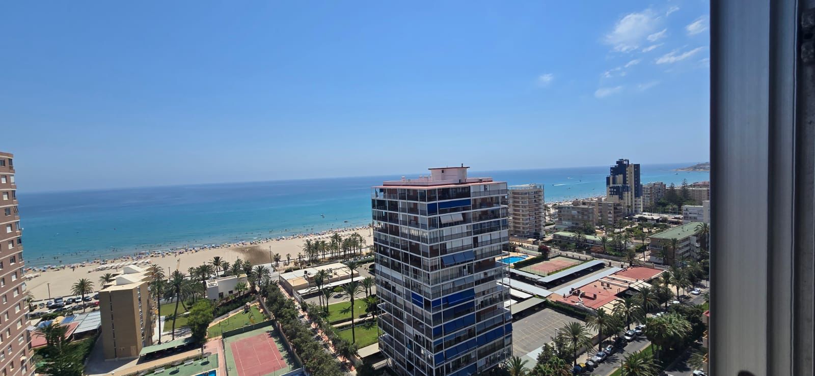Vista exterior de Casa o xalet en venda en Alicante / Alacant