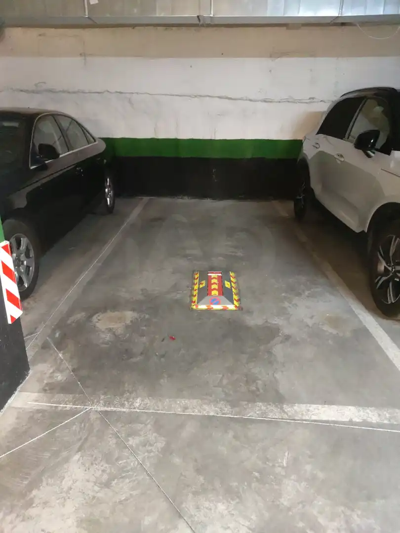 Aparcament de Local de lloguer en Madrid
