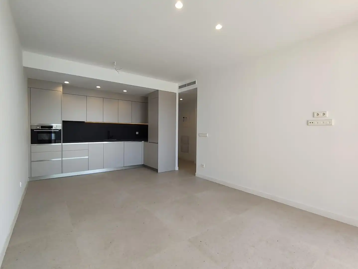 Sala de estar de Ático en venta en Villajoyosa / La Vila Joiosa con Aire acondicionado, Calefacción y Jardín privado