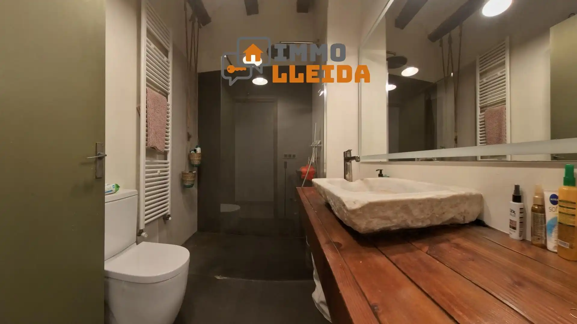 Baño de Casa adosada en venta en Ponts con Calefacción, Terraza y Balcón