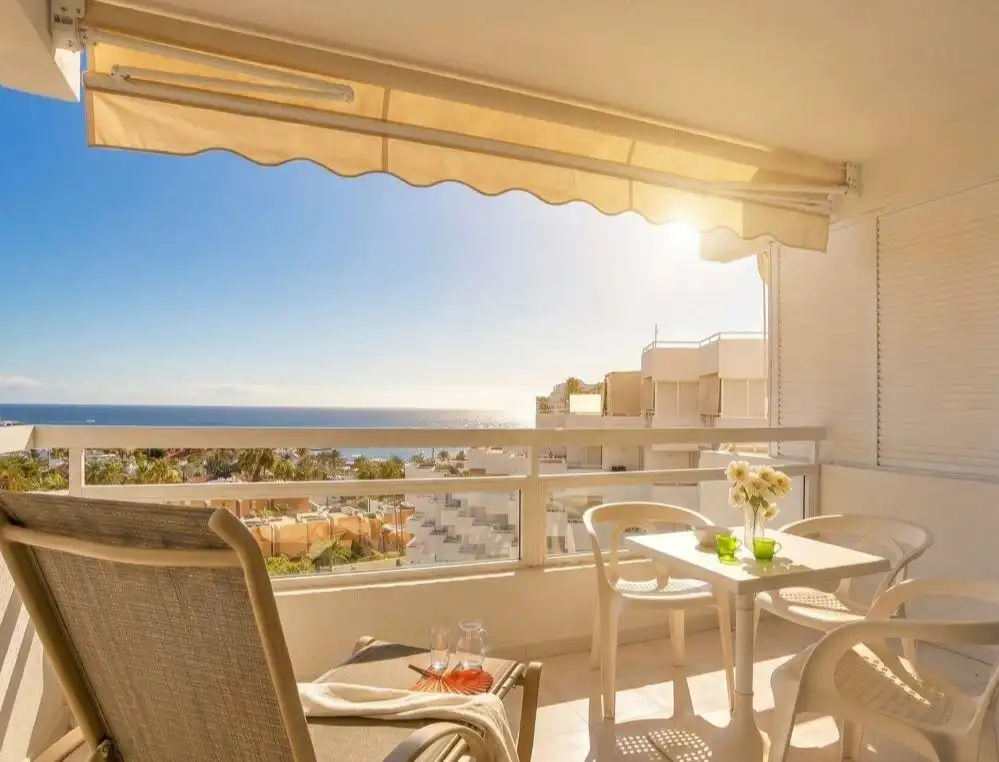 Terraza de Apartamento en venta en Adeje con Amueblado, Balcón y Piscina comunitaria