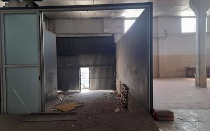 Nau industrial en venda en Cerdanyola del Vallès