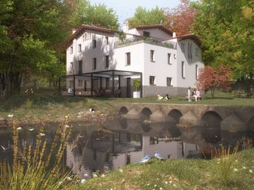 Casa rústica con balcón en venta en Ronda Fluvià, del 33