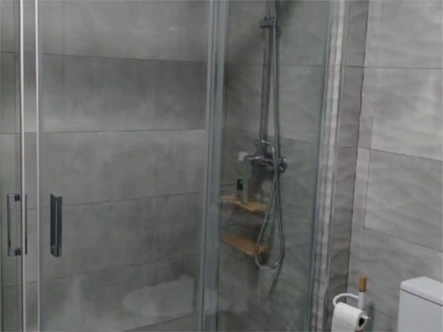 Bathroom of Flat for rent in Cazorla, Jaén