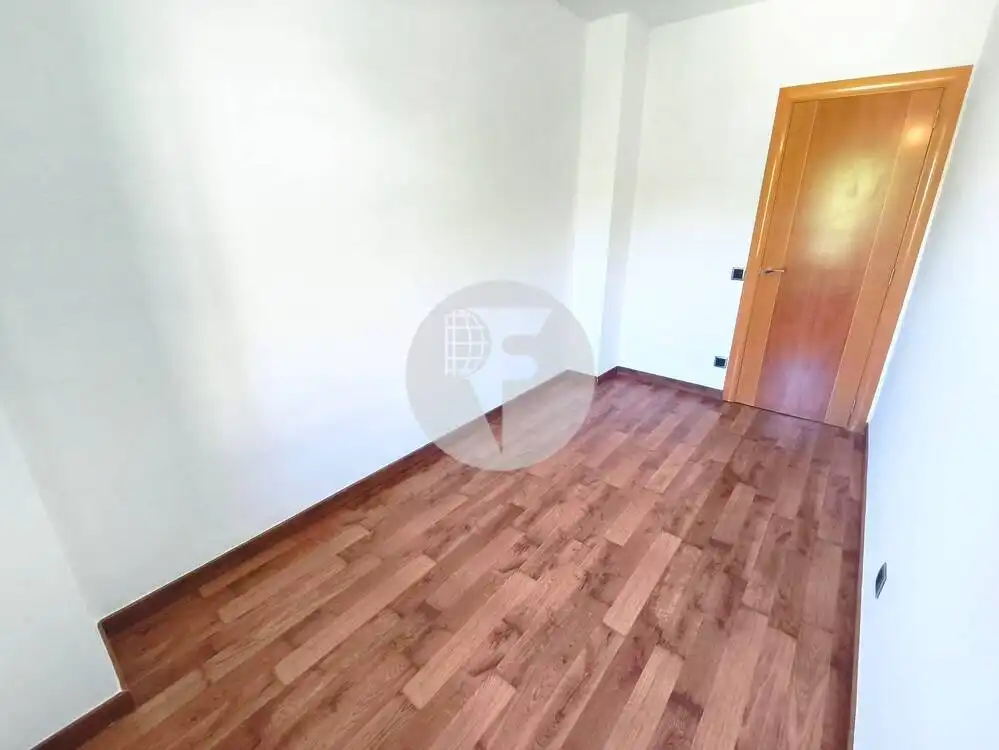 Piso en venta en Manresa con Calefacción y Balcón