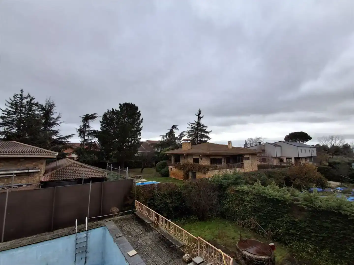 Jardí de Casa o xalet en venda en Palazuelos de Eresma amb Aire condicionat, Piscina i Balcó