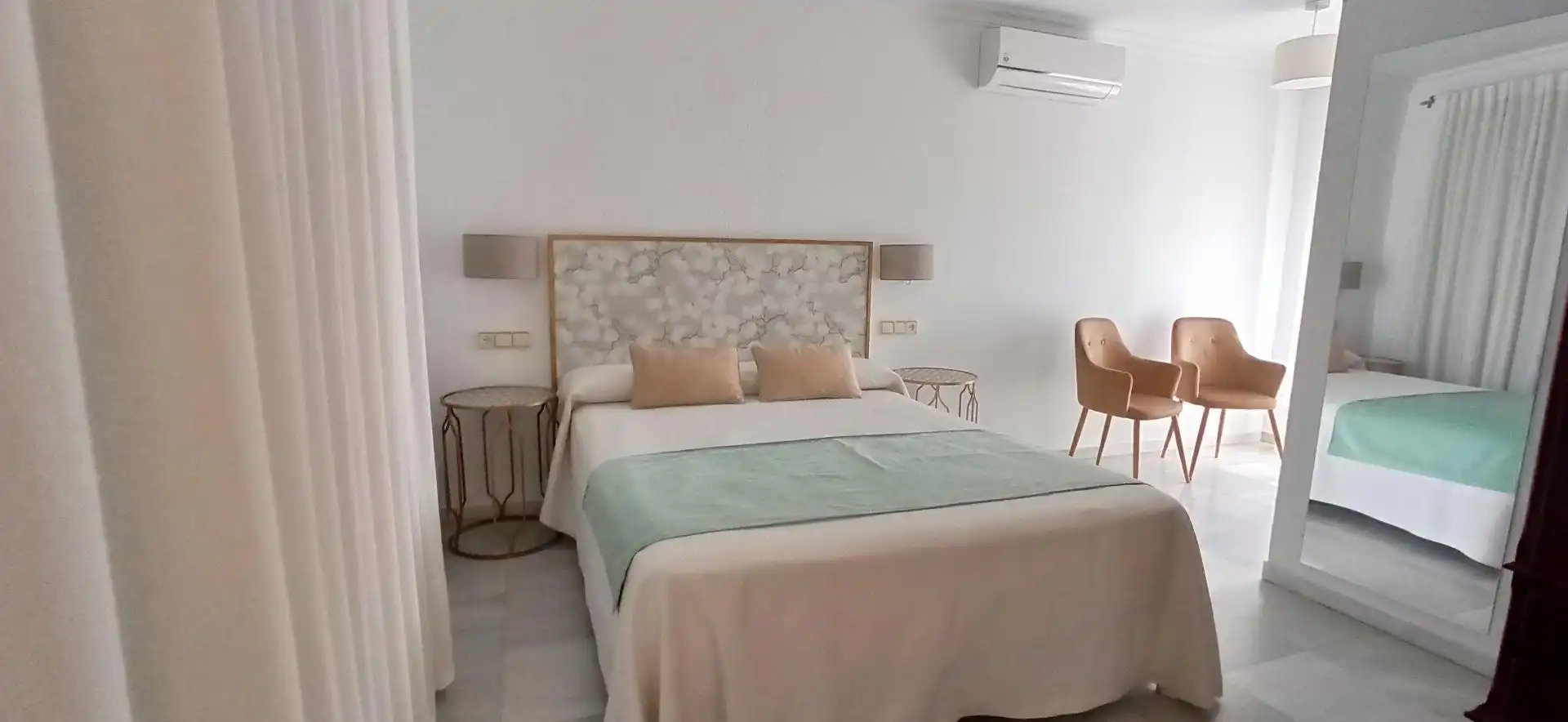 Habitación de Edificio en venta en Arcos de la Frontera