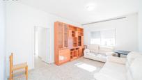 Living room of Flat for sale in Valmojado